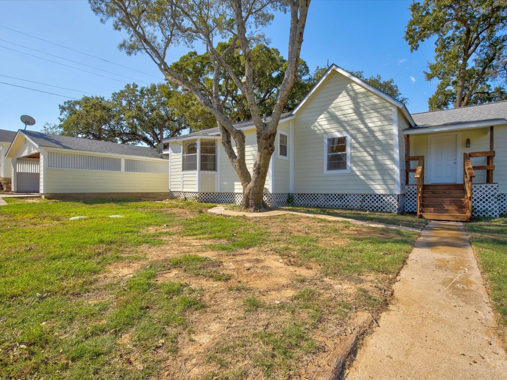 1037 County Road 909 Joshua TX 76058