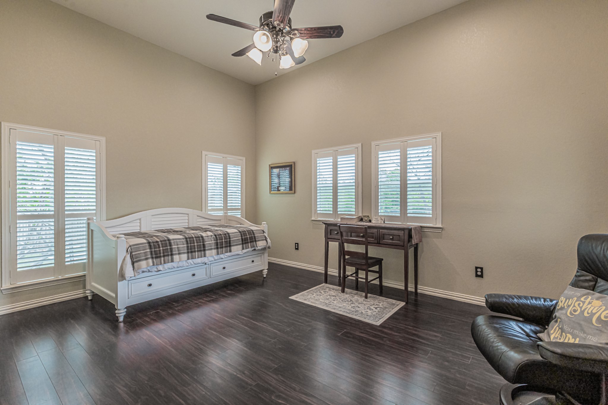 5900 Houghton Avenue Fort Worth TX 76107