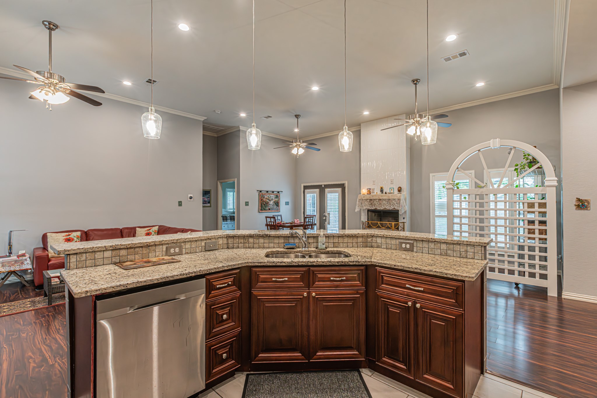 5900 Houghton Avenue Fort Worth TX 76107