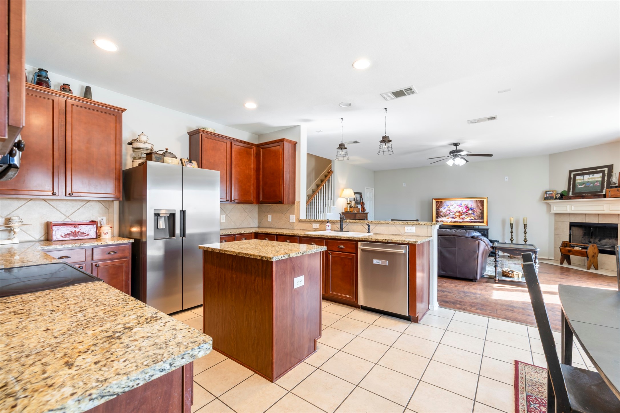 1232 Elkford Lane Fort Worth TX 76247