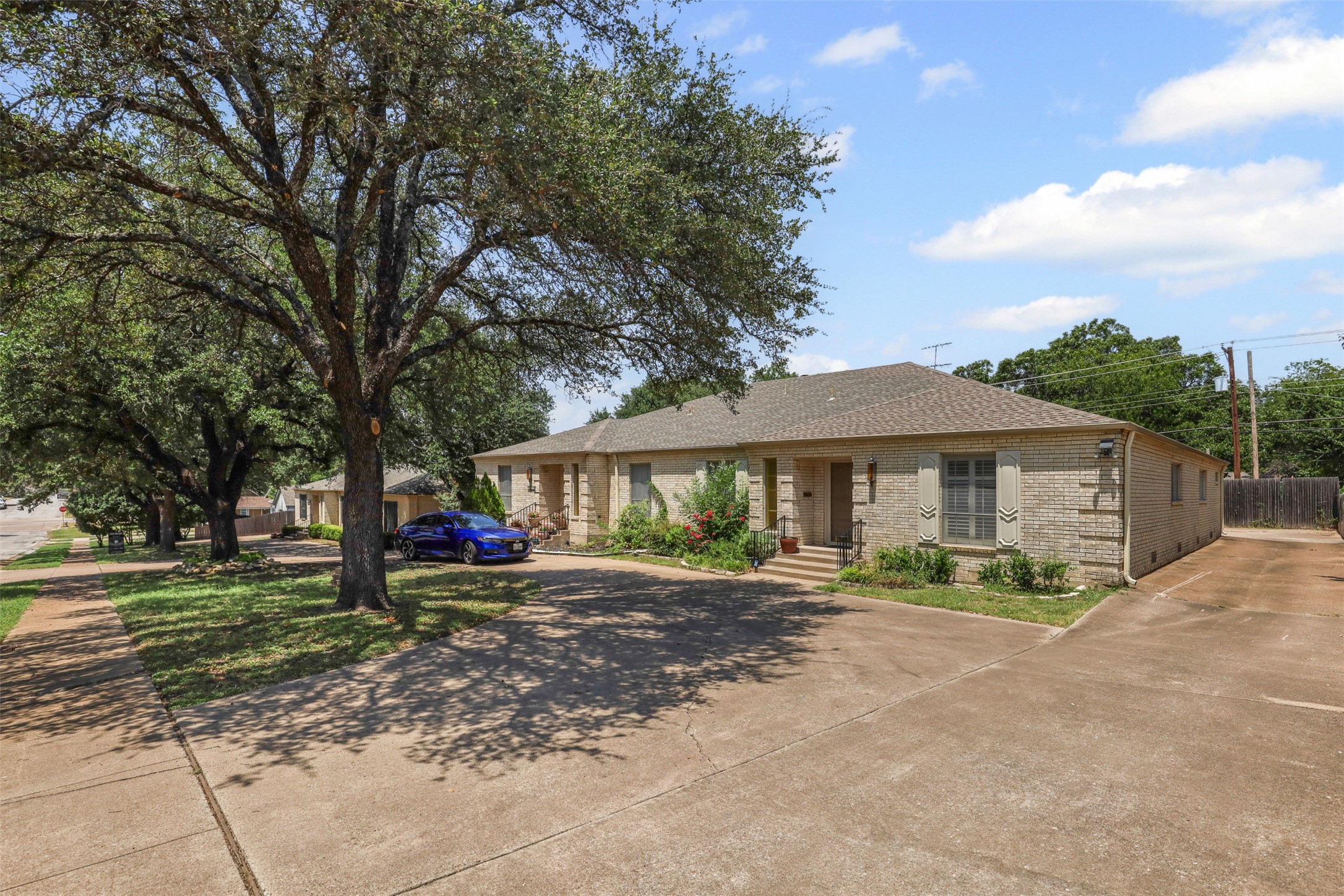 5108 Lovell Avenue Fort Worth TX 76107