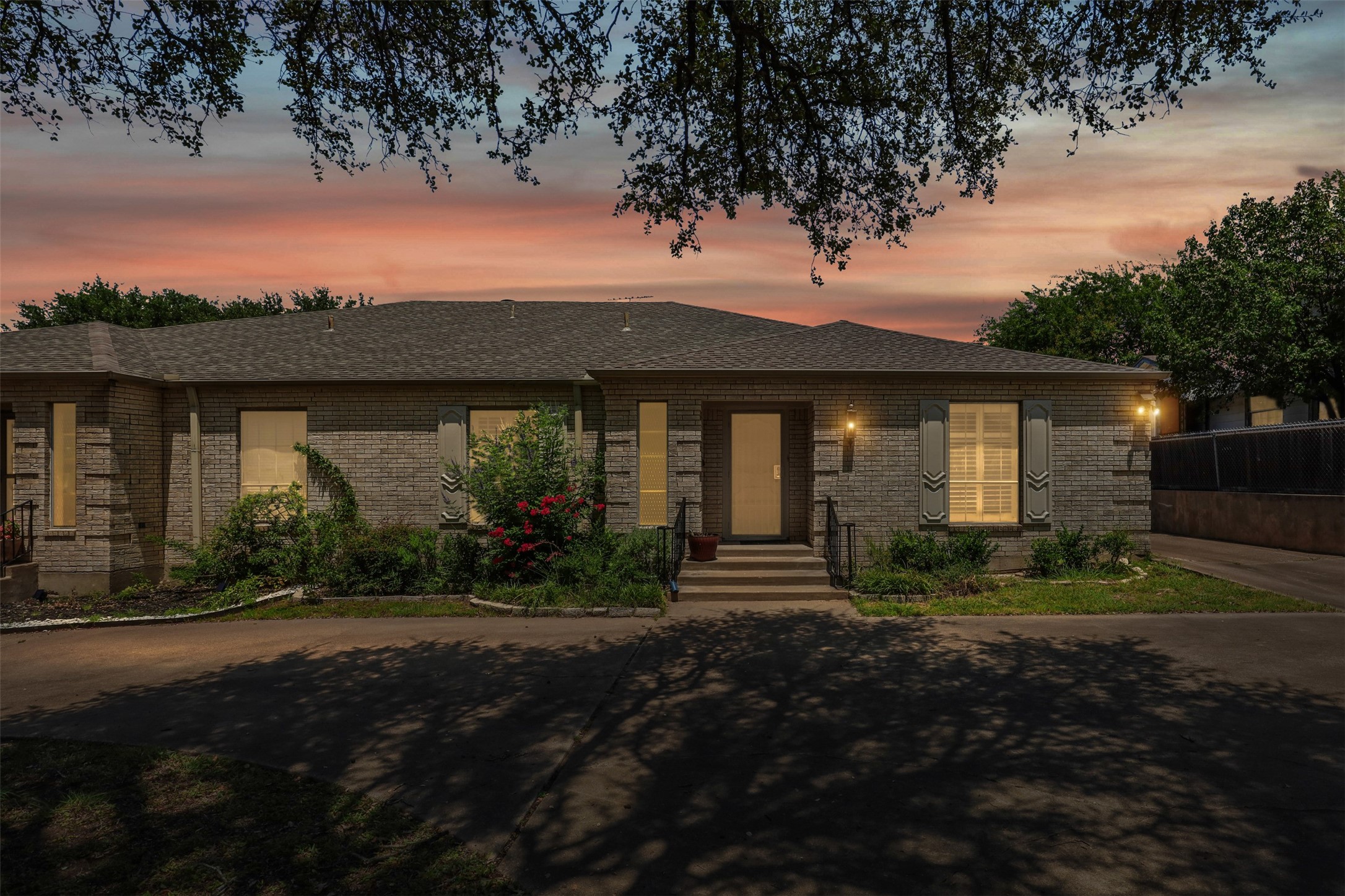 5108 Lovell Avenue Fort Worth TX 76107