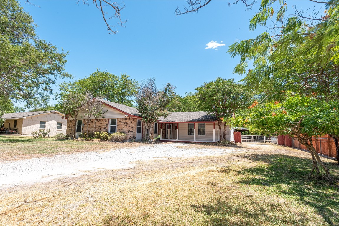 707 Gail Drive Weatherford TX 76085