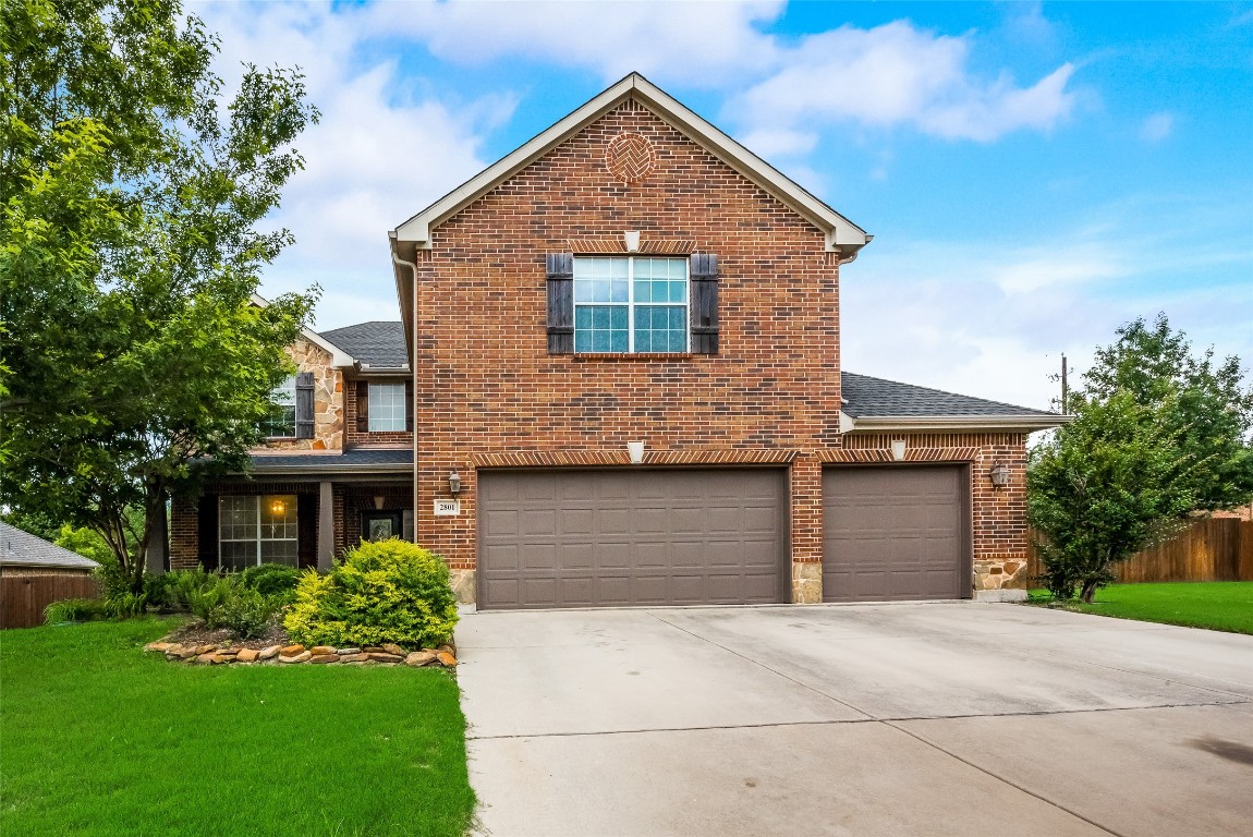 2801 Glenbrook Drive Midlothian TX 76065