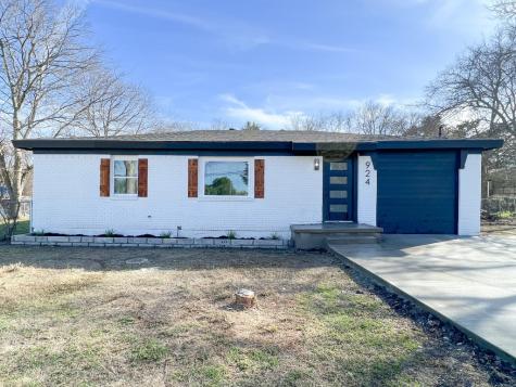 924 W Pleasant Run Road Desoto TX 75115