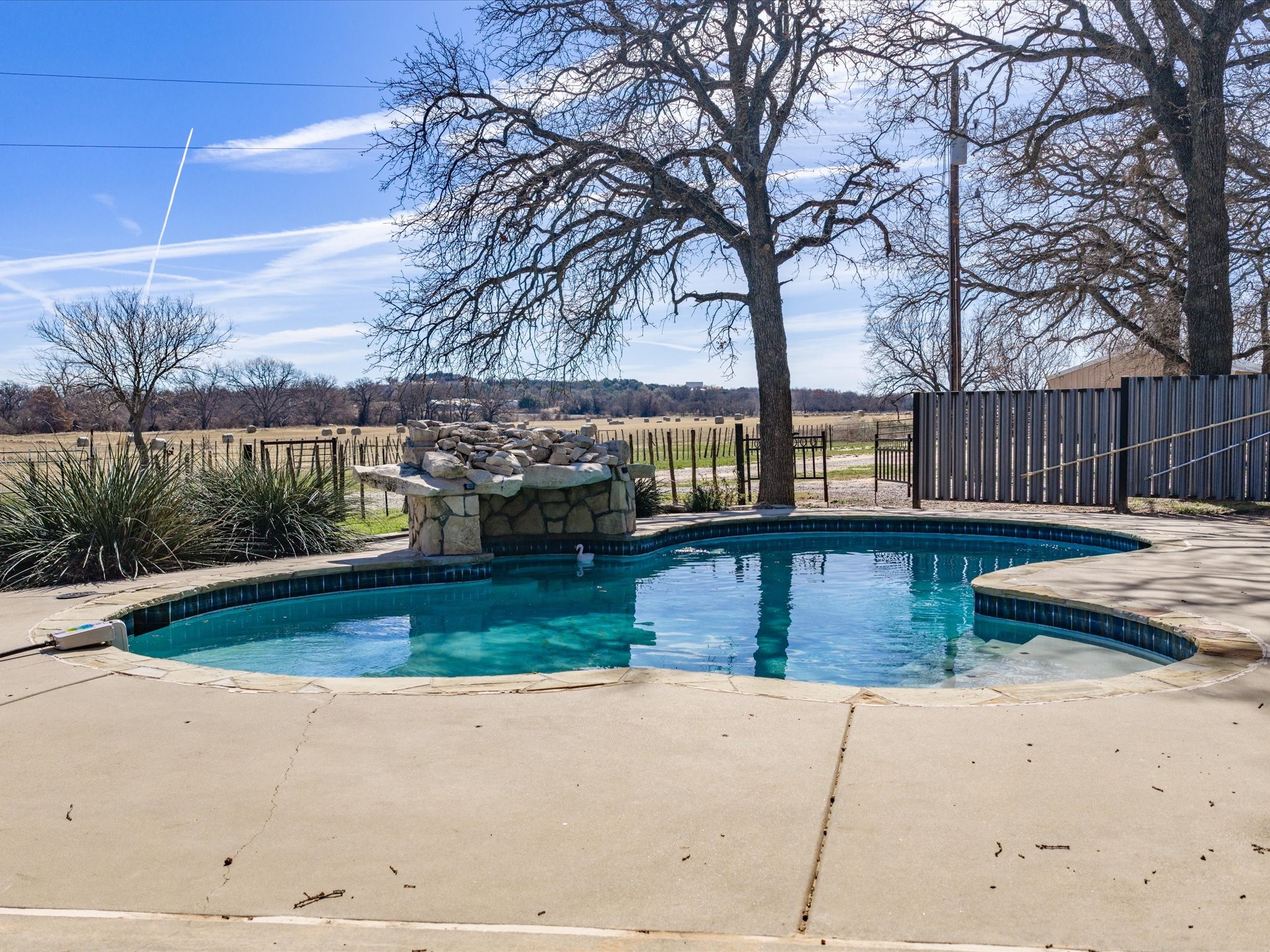 19901 S Highway 281 Lipan TX 76462