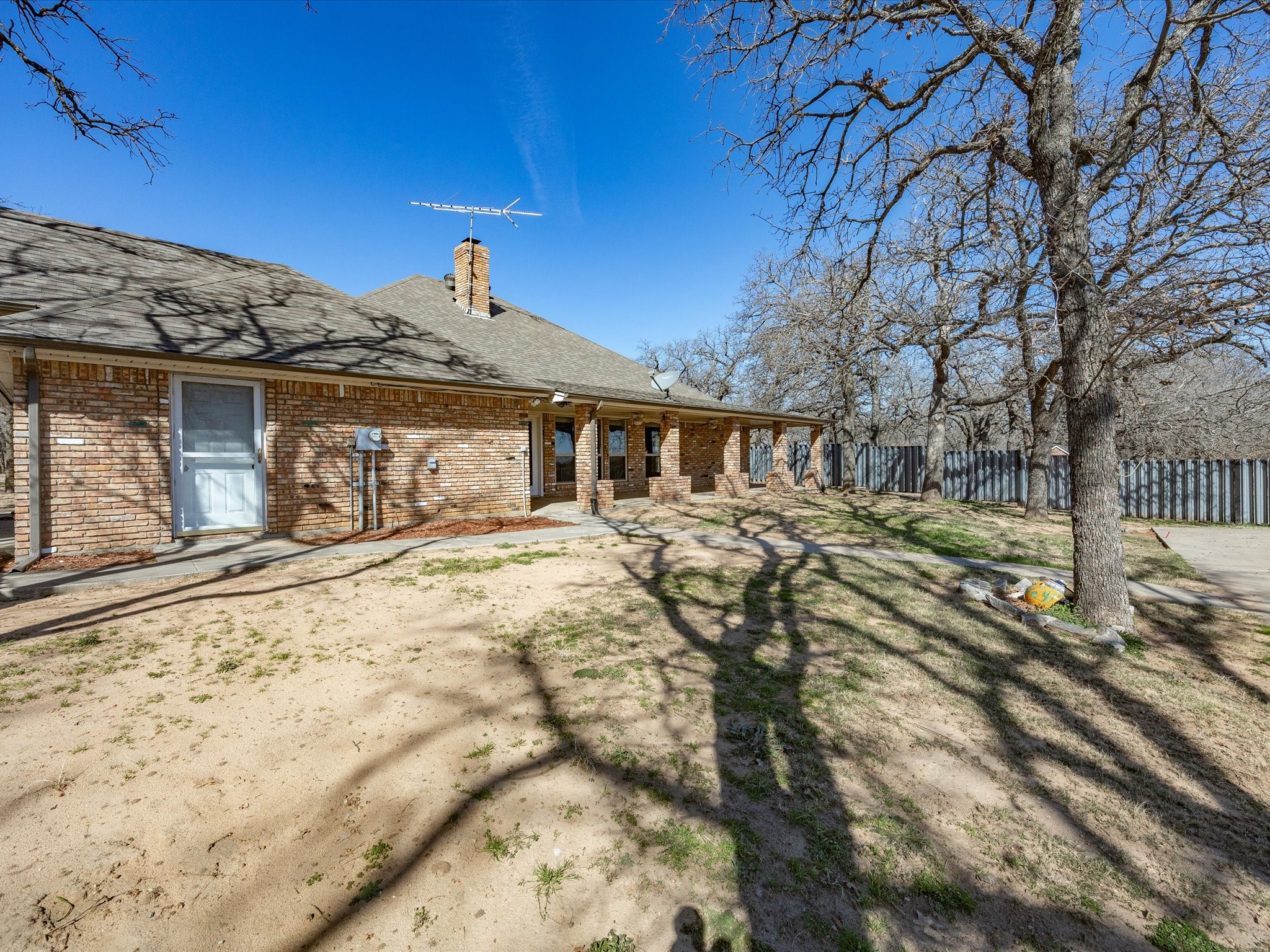 19901 S Highway 281 Lipan TX 76462