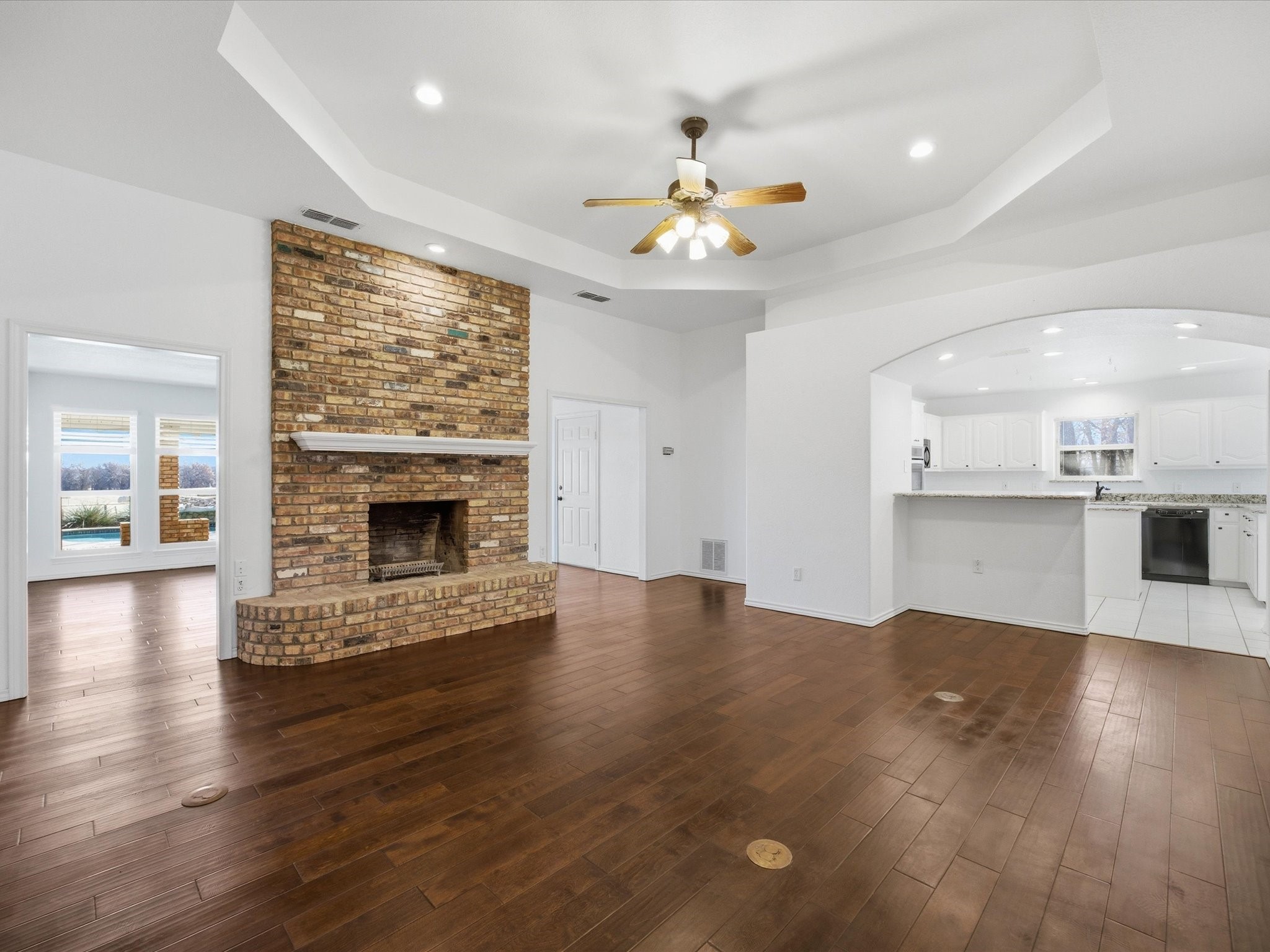 19901 S Highway 281 Lipan TX 76462