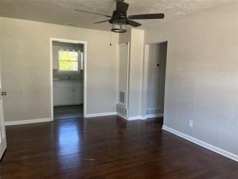 1715 Andrew Street Mesquite TX 75149