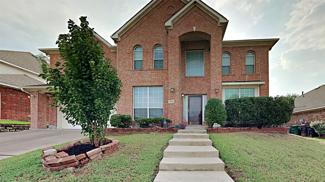 7908 Parkwood Plaza Drive Fort Worth TX 76137