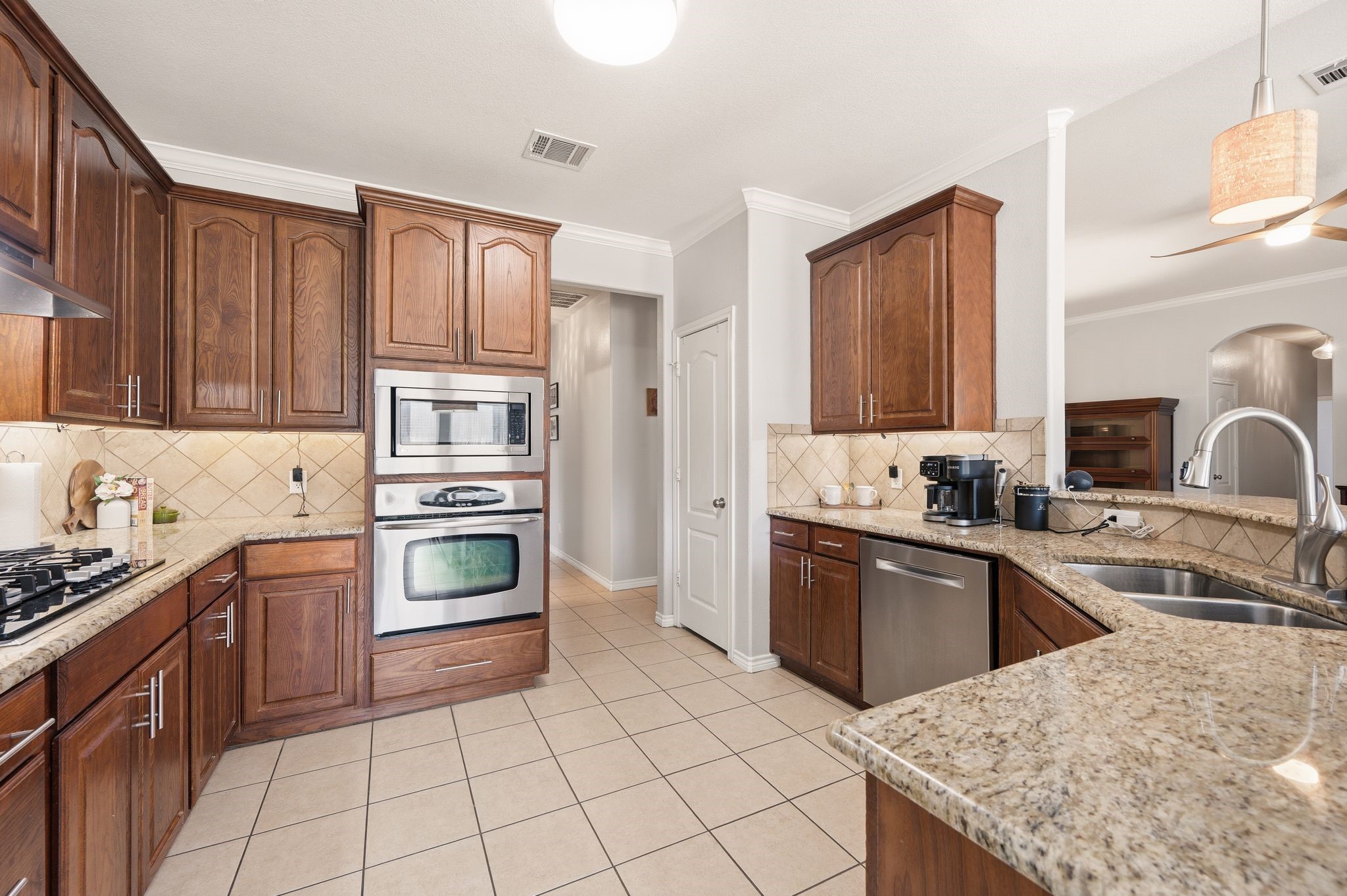 1080 Estates Drive Kennedale TX 76060