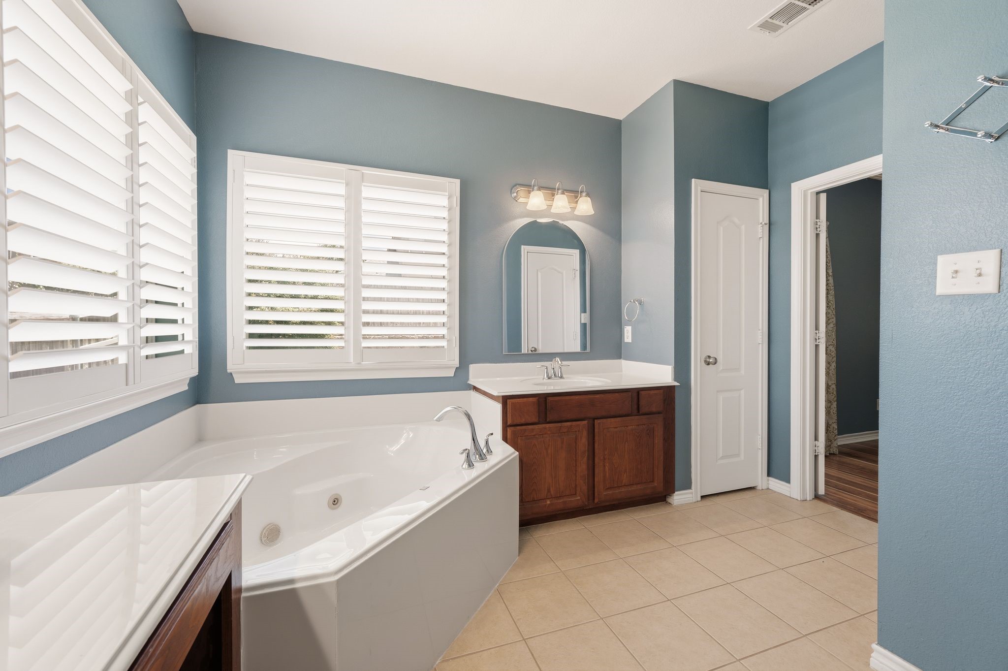 1080 Estates Drive Kennedale TX 76060