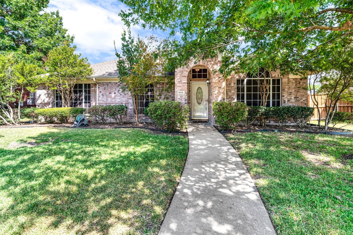 605 Easton Lane Allen TX 75002