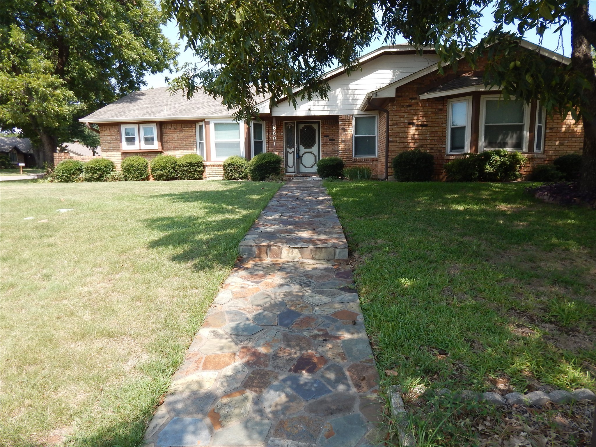 6601 Victoria Avenue North Richland Hills TX 76180