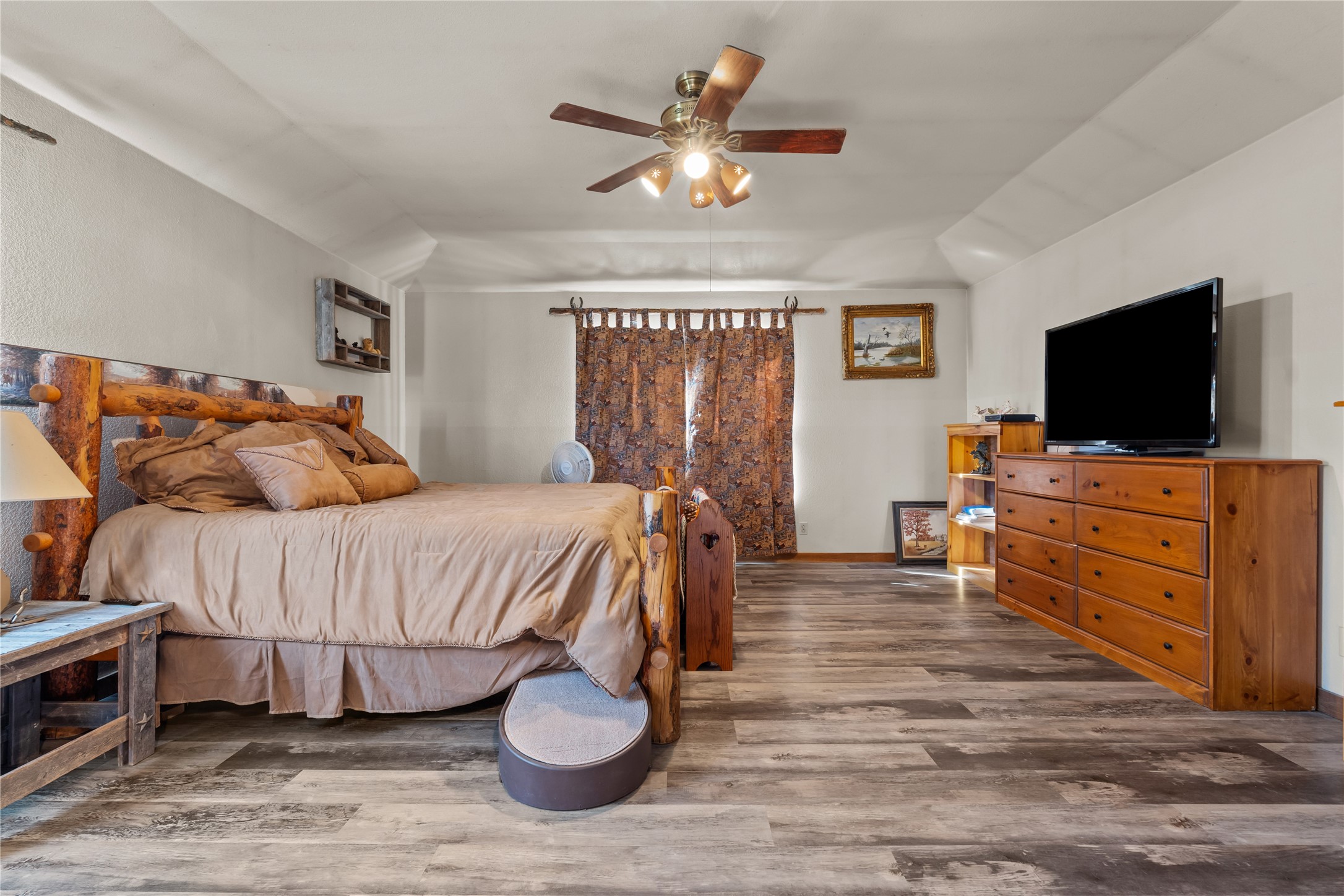 262 N Cheyenne Trail Springtown TX 76082