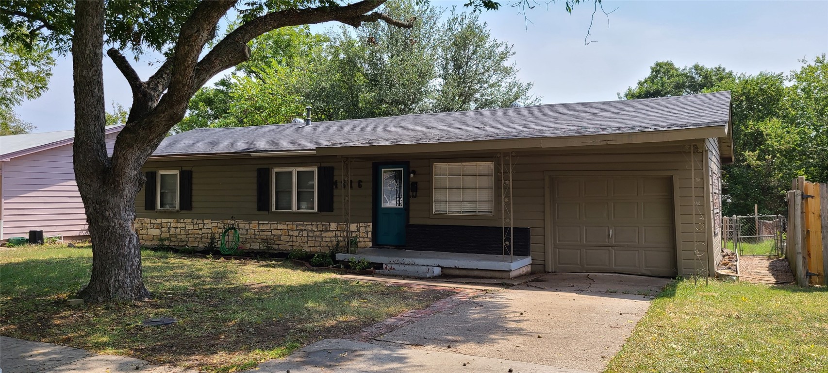 4816 Roxie Street Haltom City TX 76117