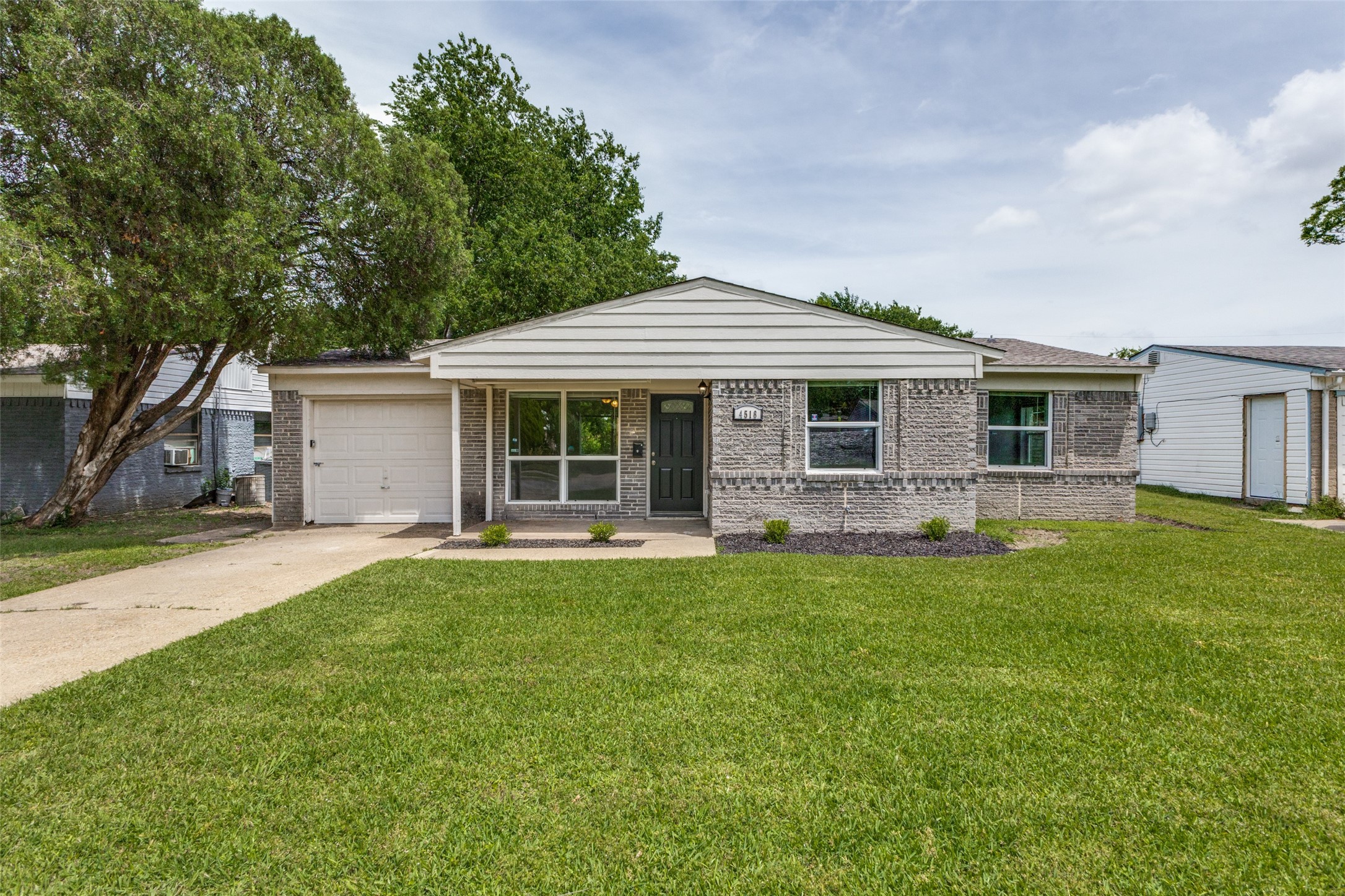 4518 Motley Drive Mesquite TX 75150