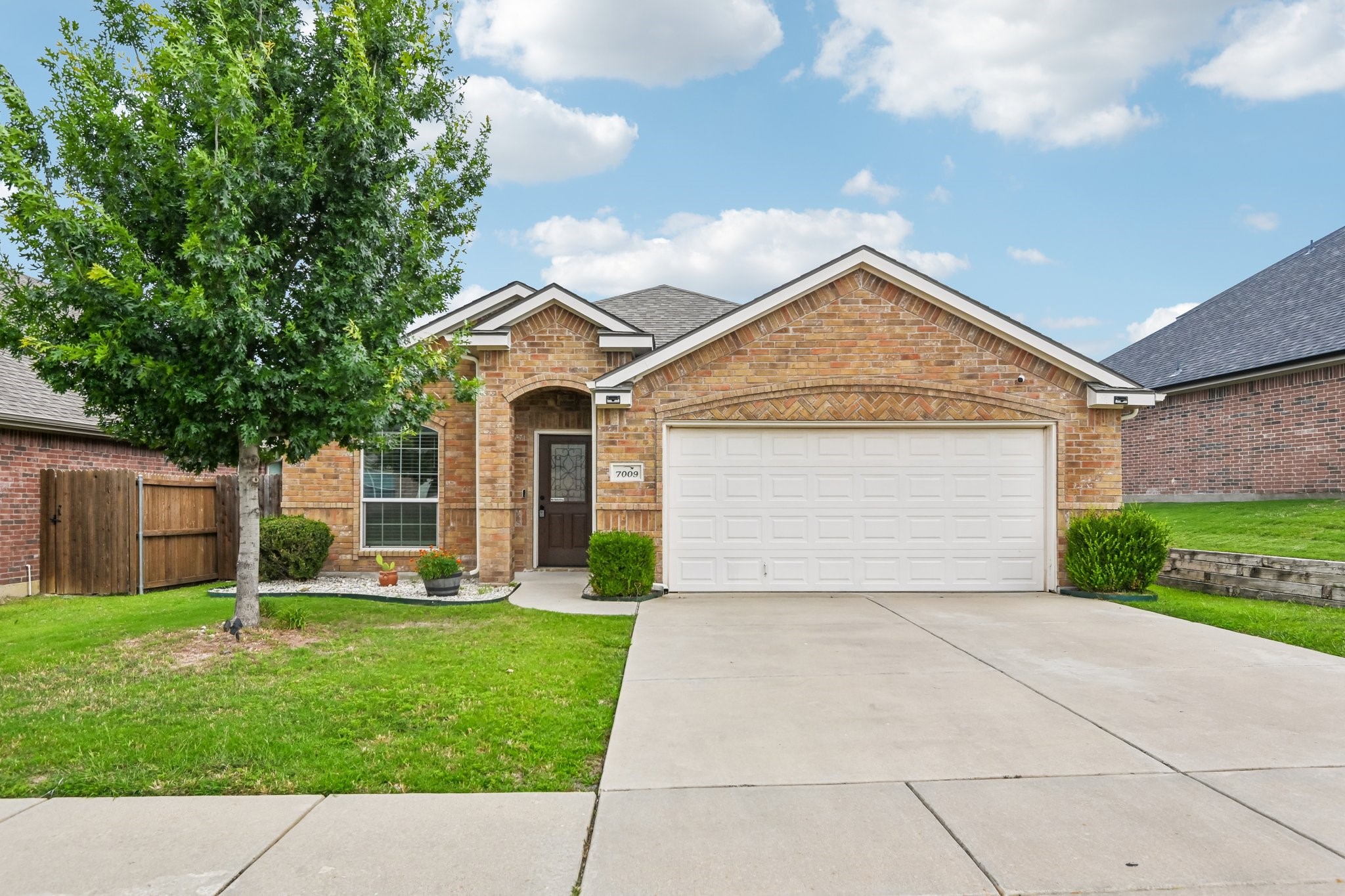 7009 Meandering Creek Lane Fort Worth TX 76179