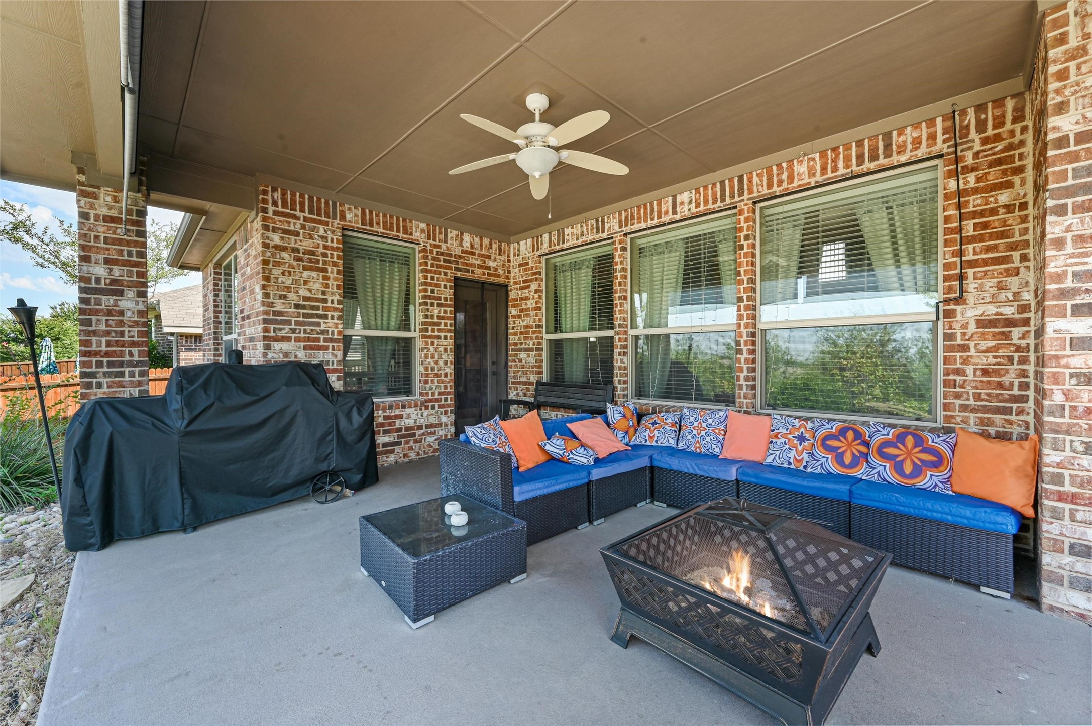 6409 Tuckers Place Rowlett TX 75089