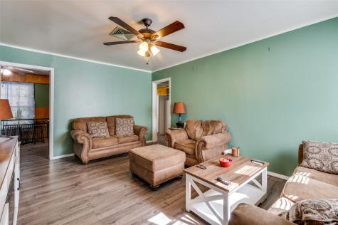 6209 Woodbine Drive Fort Worth TX 76112
