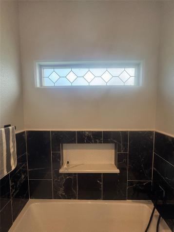 317 Lakeview Drive Alvarado TX 76009