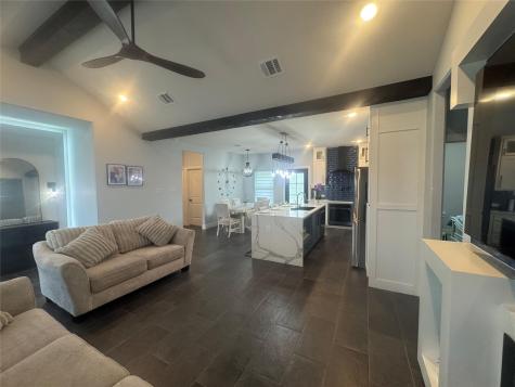 317 Lakeview Drive Alvarado TX 76009