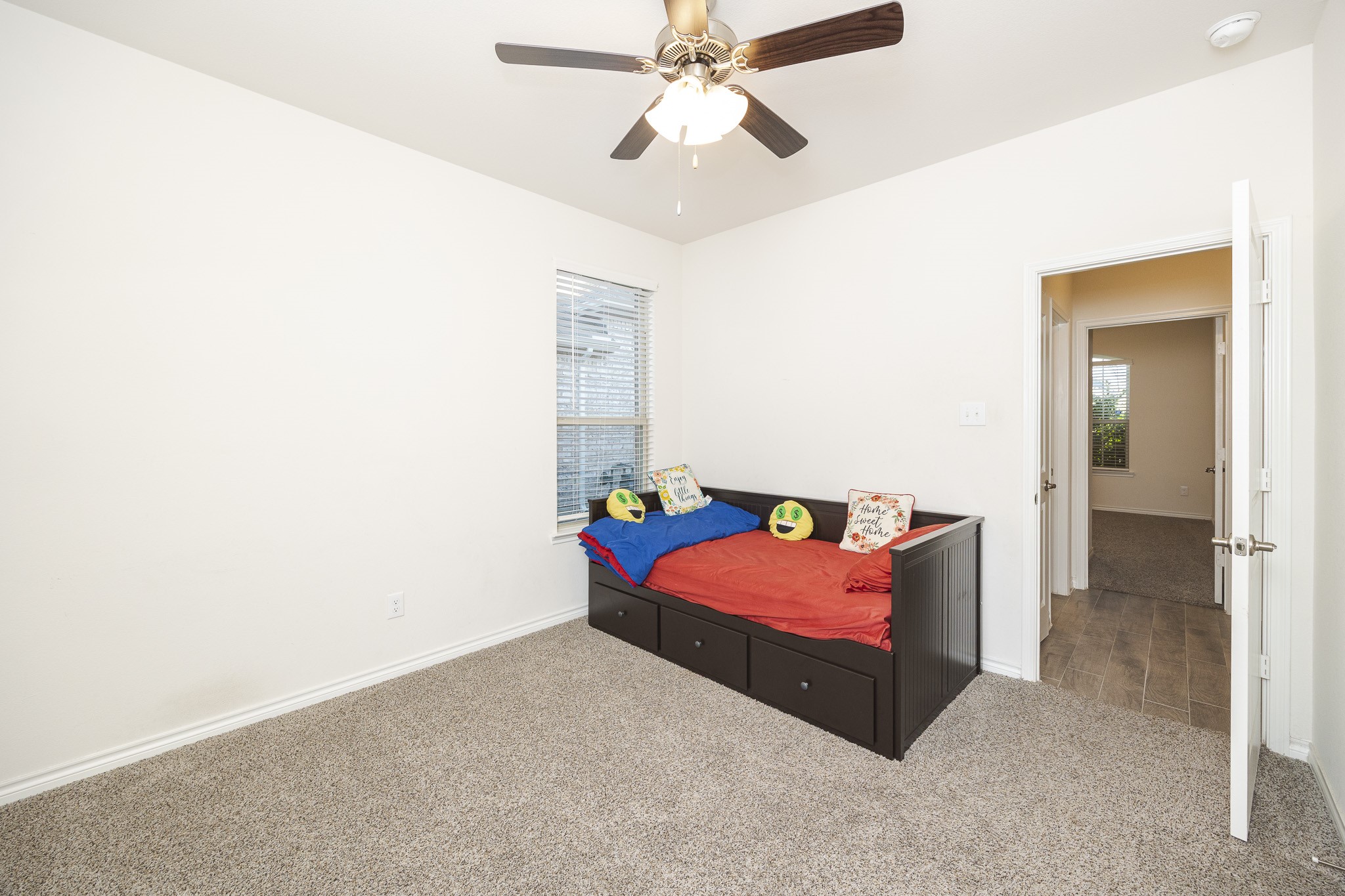10318 Thunderwood Drive Aubrey TX 76227