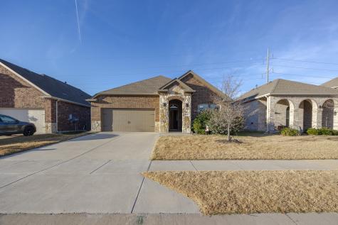 10318 Thunderwood Drive Aubrey TX 76227