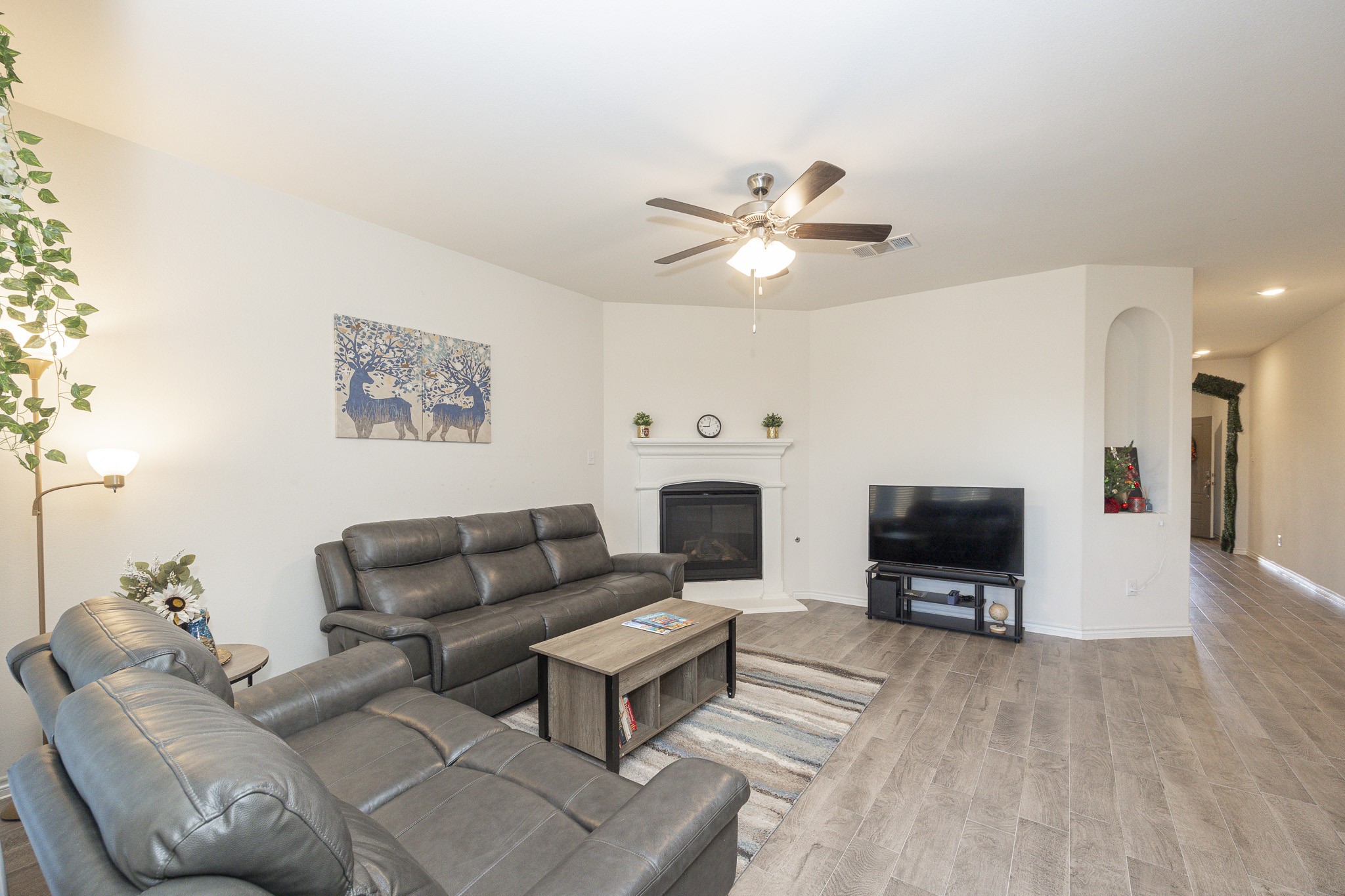 10318 Thunderwood Drive Aubrey TX 76227