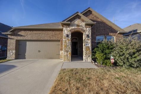 10318 Thunderwood Drive Aubrey TX 76227