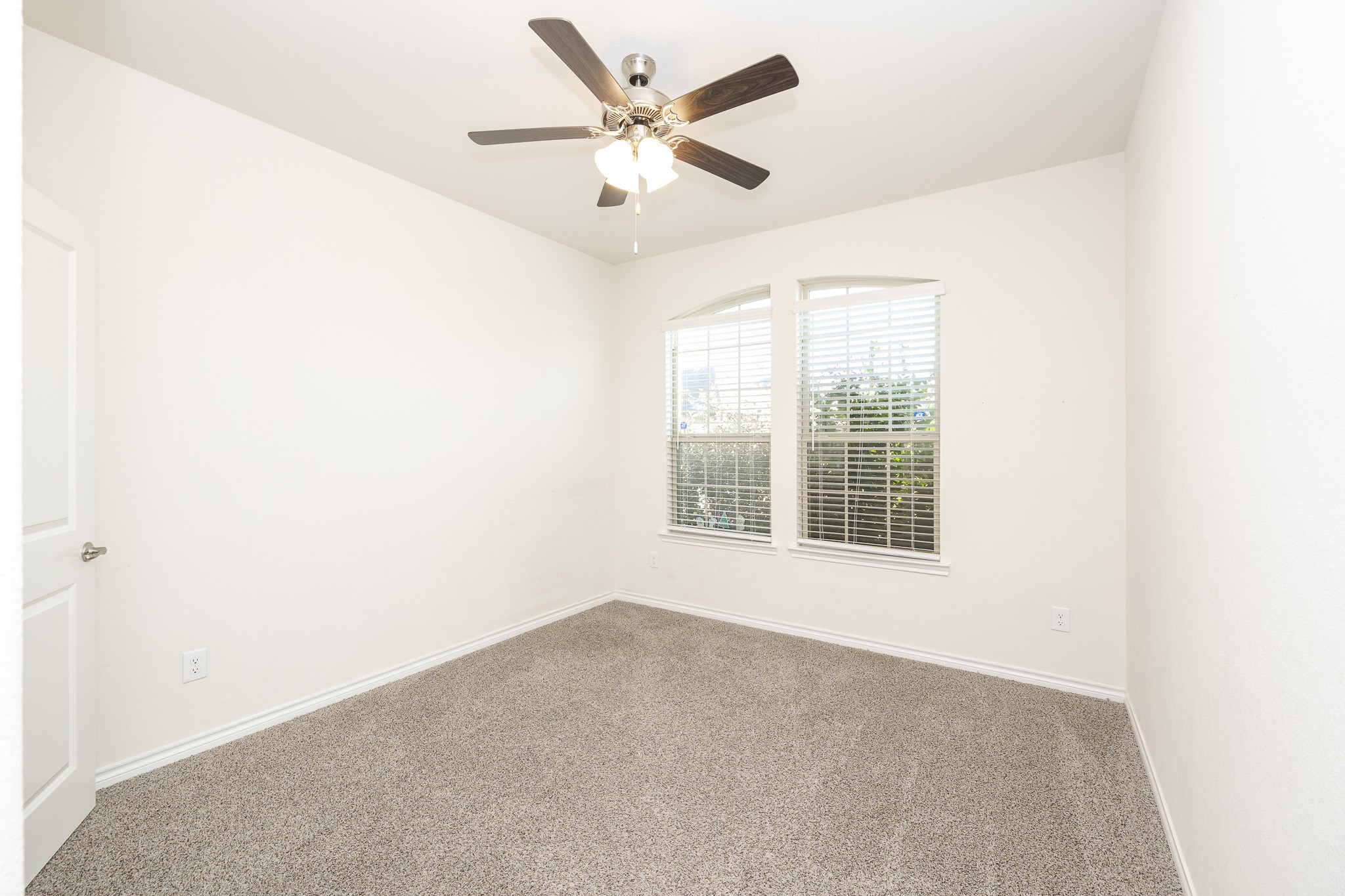 10318 Thunderwood Drive Aubrey TX 76227
