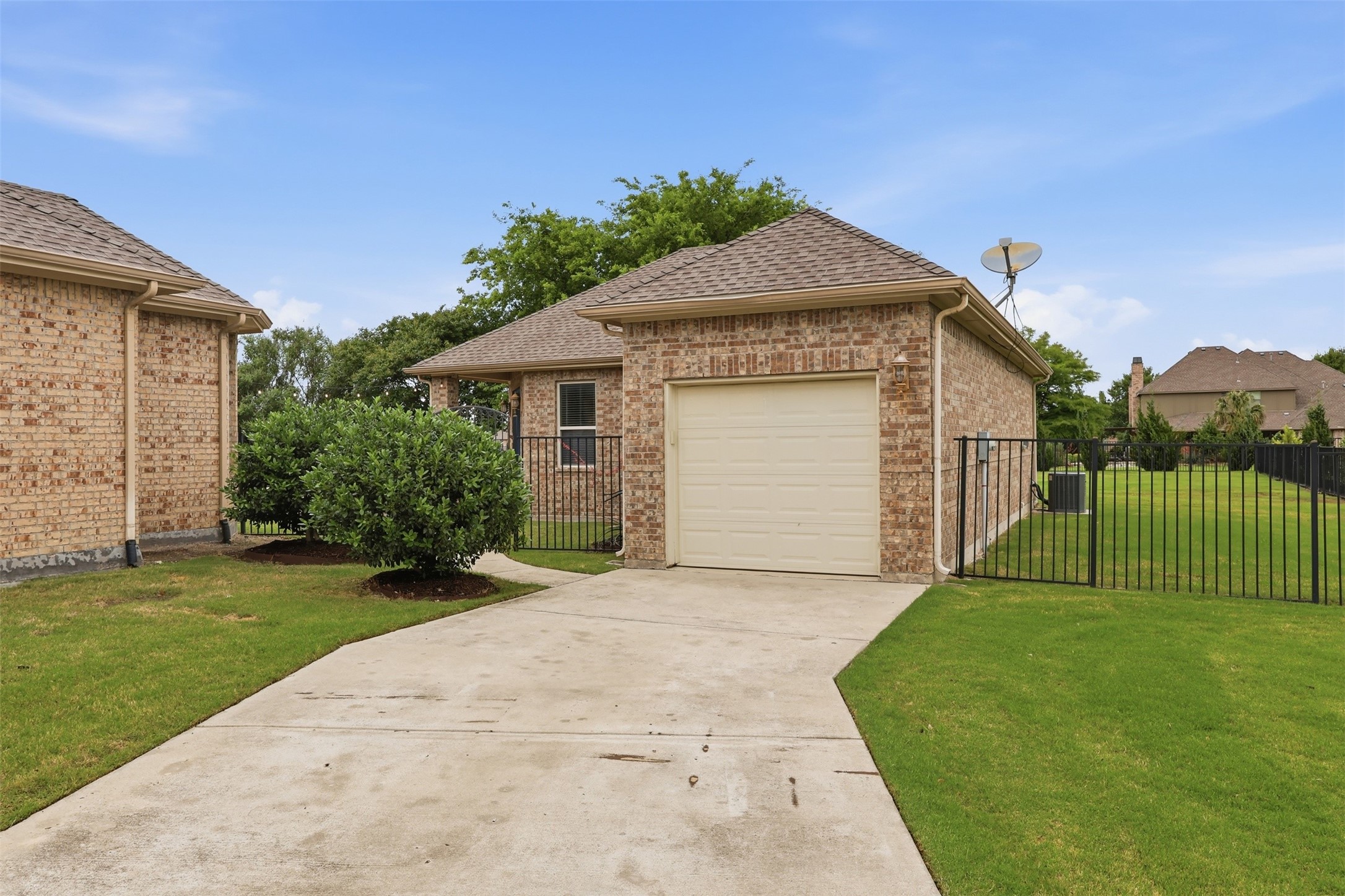 1816 Chatfield Lane Lucas TX 75002
