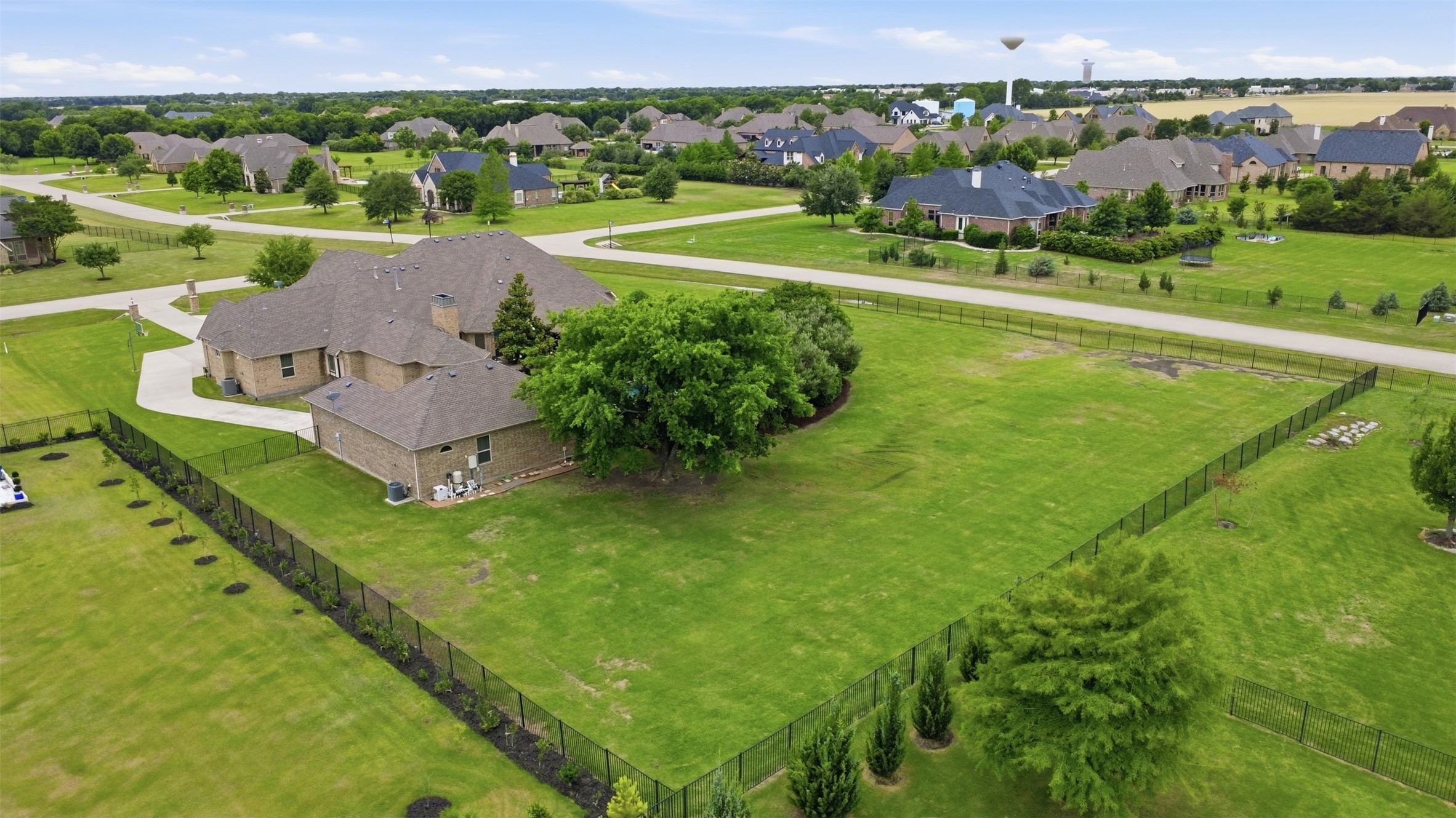 1816 Chatfield Lane Lucas TX 75002
