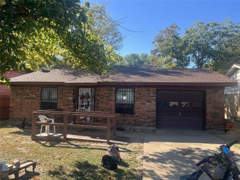 1212 S Adelaide Street Terrell TX 75160
