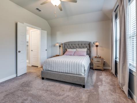 626 Congressional Avenue Red Oak TX 75154