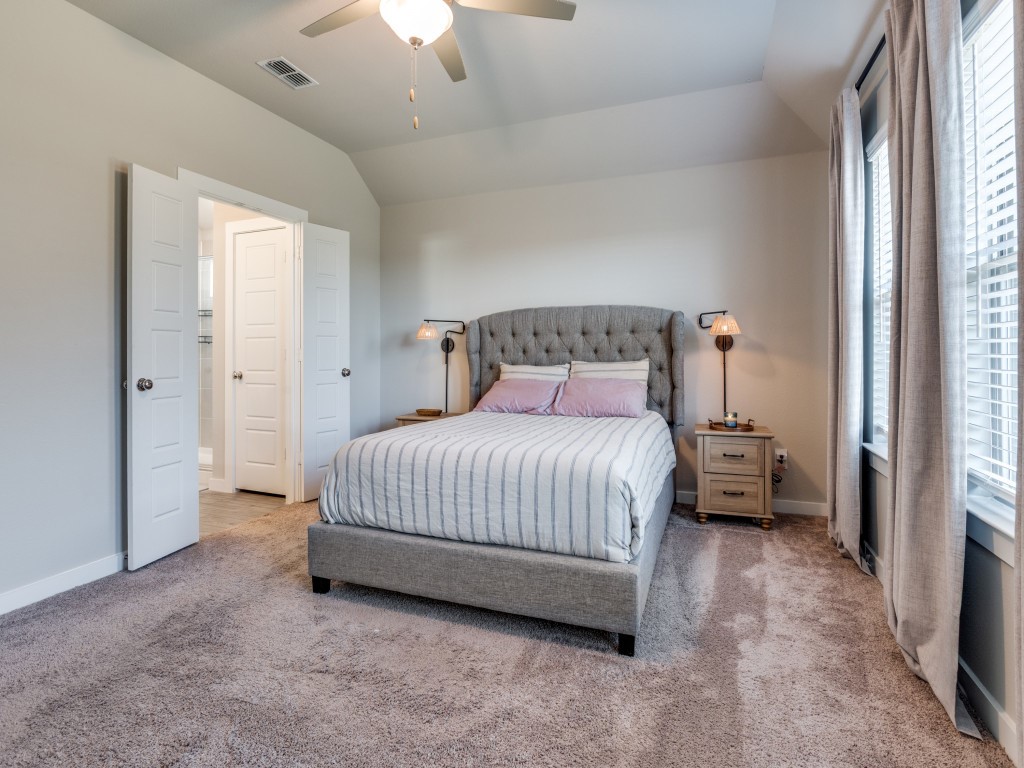 626 Congressional Avenue Red Oak TX 75154
