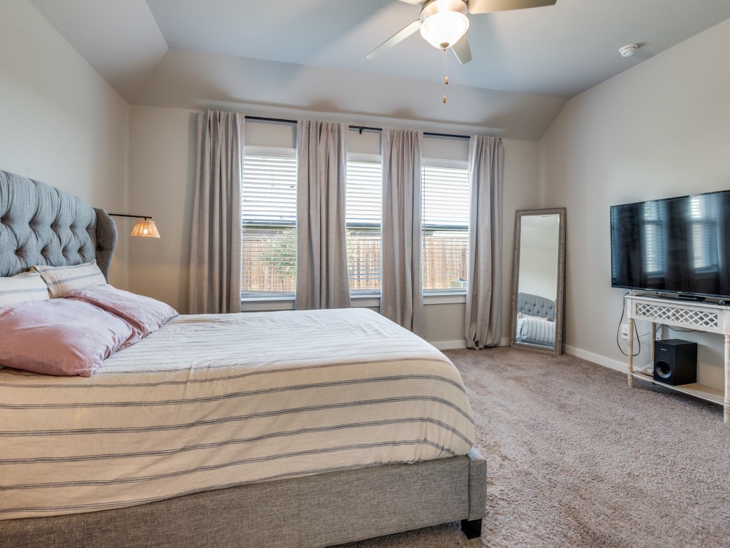 626 Congressional Avenue Red Oak TX 75154