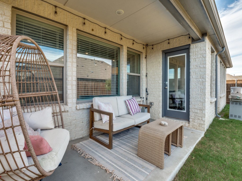 626 Congressional Avenue Red Oak TX 75154