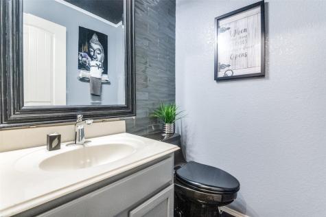 838 Smokey Oak Street Lancaster TX 75146