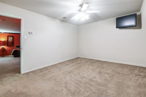 838 Smokey Oak Street Lancaster TX 75146