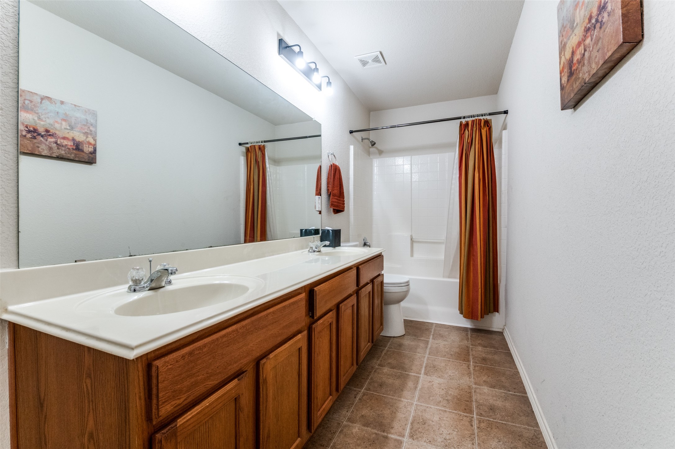 838 Smokey Oak Street Lancaster TX 75146