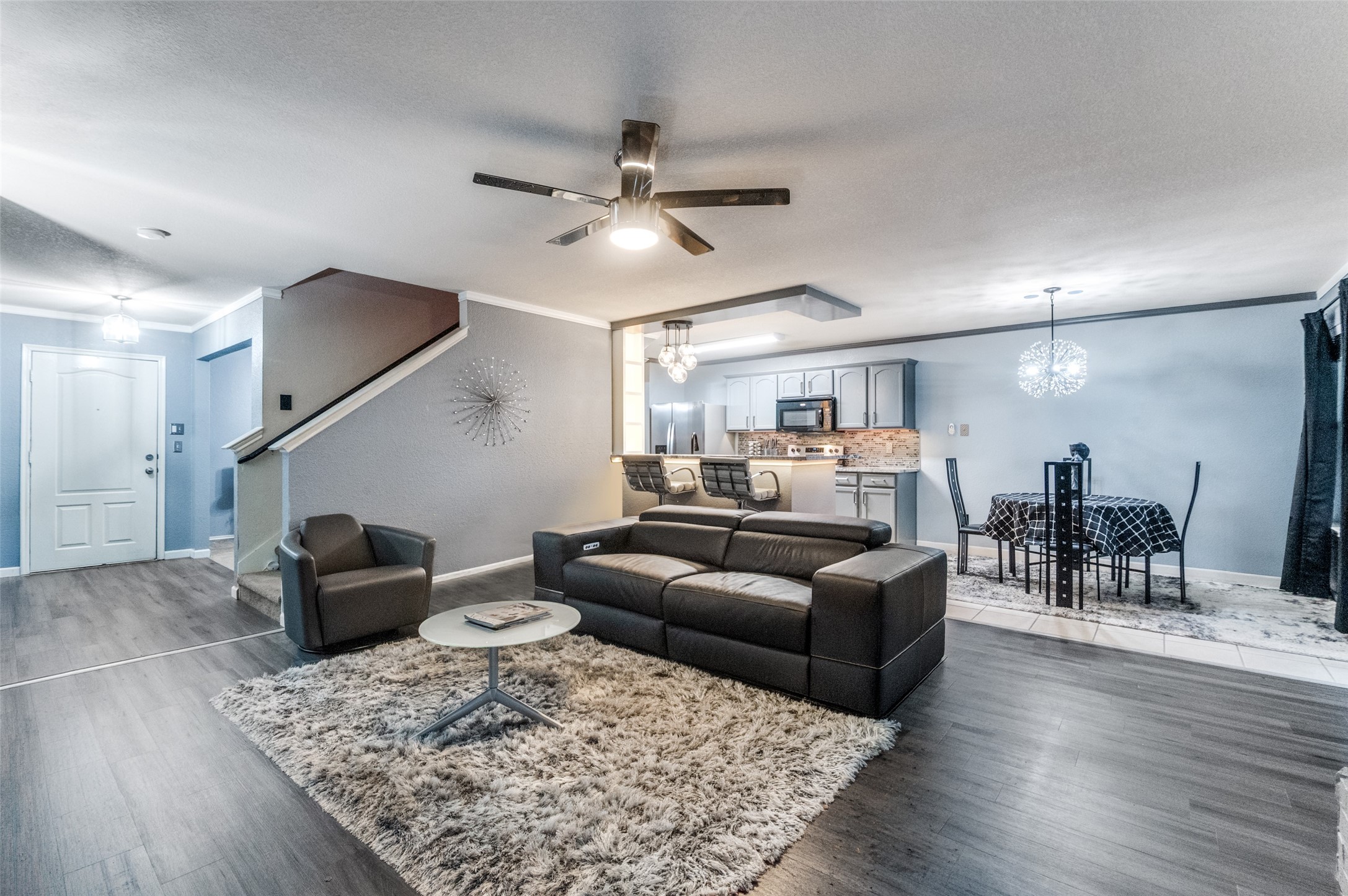 838 Smokey Oak Street Lancaster TX 75146