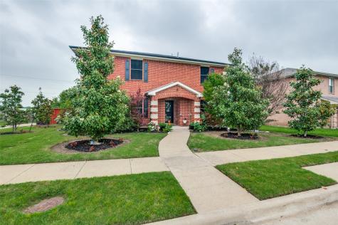838 Smokey Oak Street Lancaster TX 75146