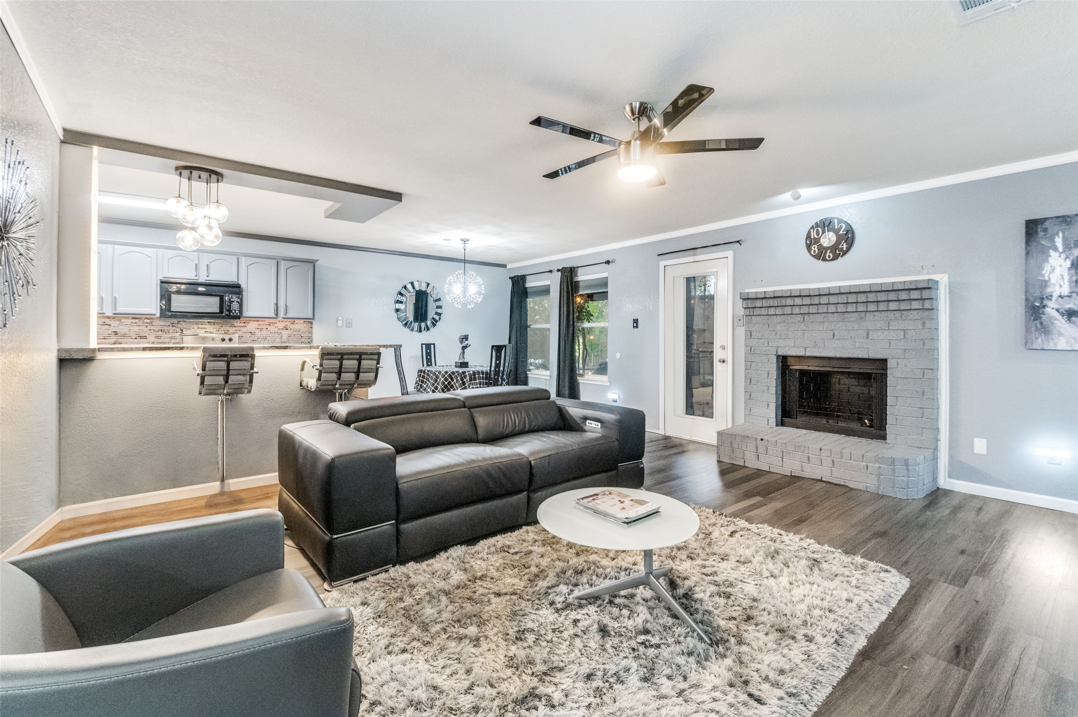 838 Smokey Oak Street Lancaster TX 75146