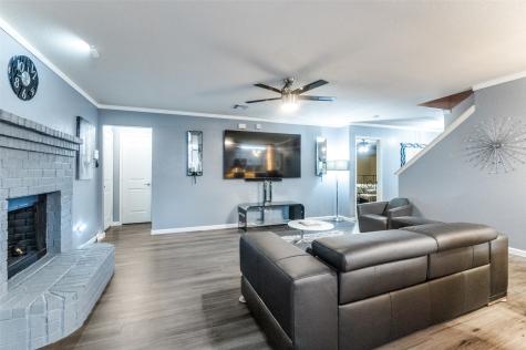 838 Smokey Oak Street Lancaster TX 75146