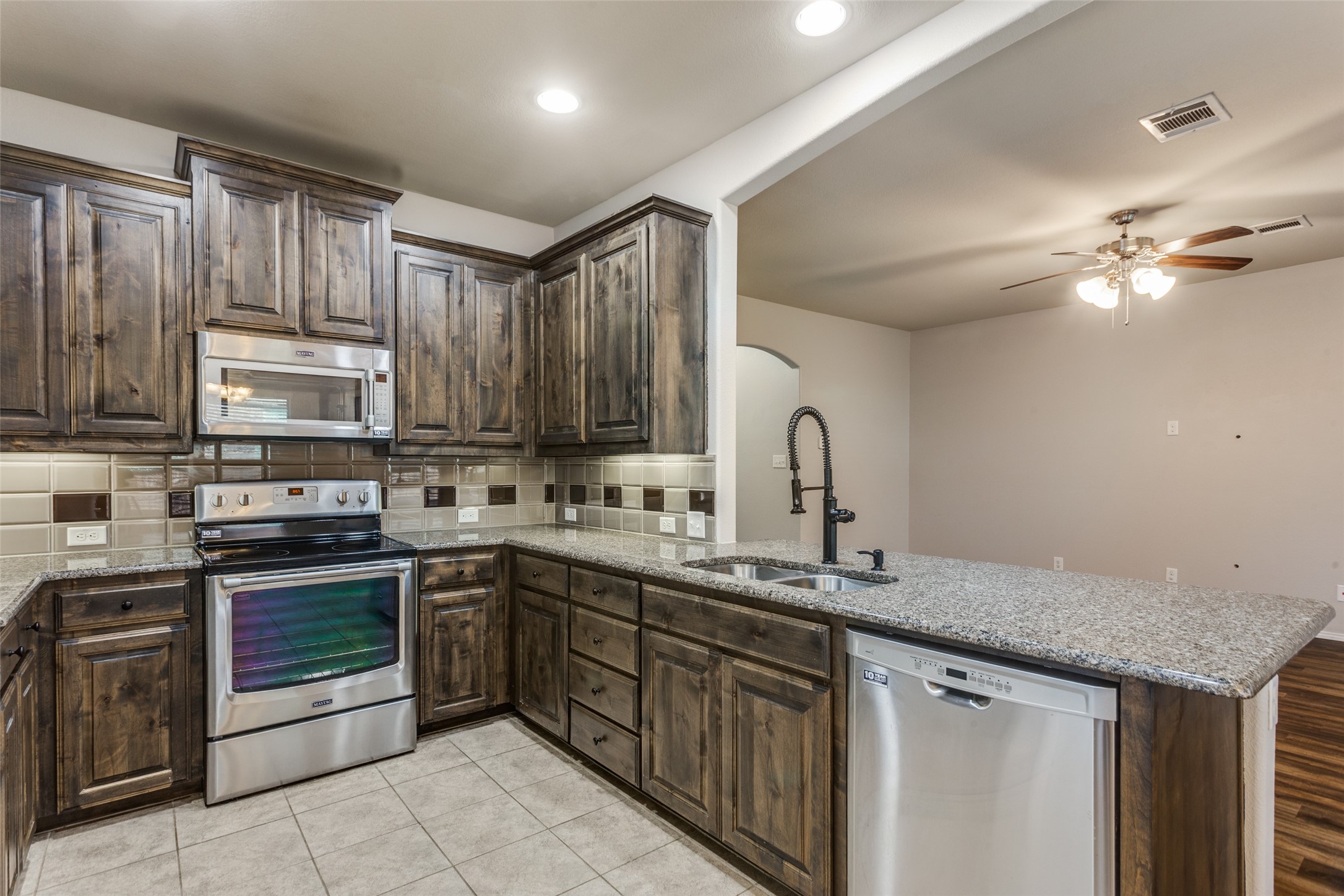 11900 Bexley Drive Burleson TX 76028