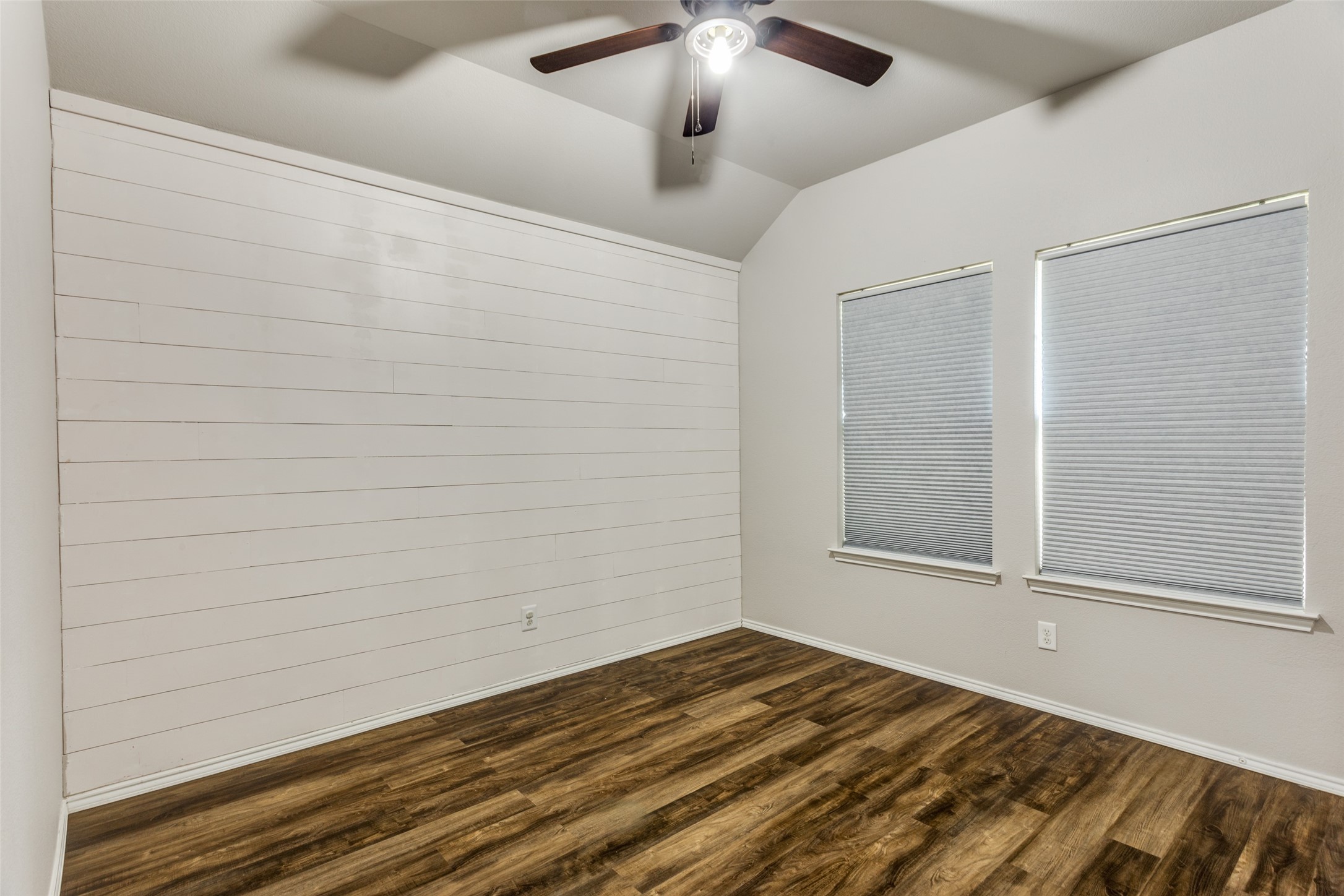 11900 Bexley Drive Burleson TX 76028