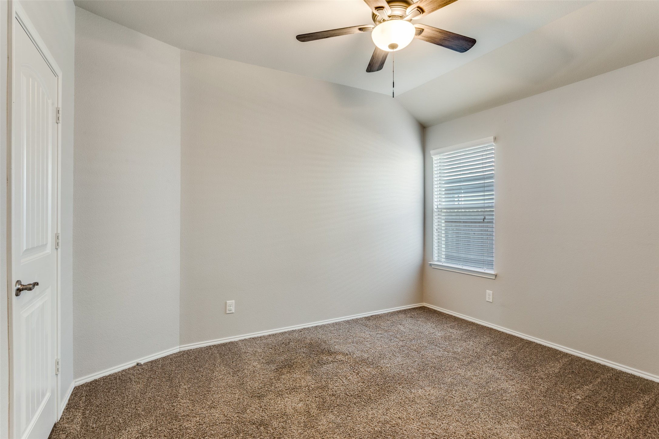 11900 Bexley Drive Burleson TX 76028