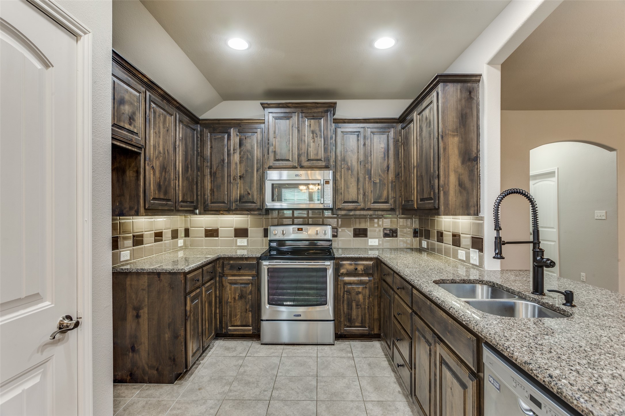 11900 Bexley Drive Burleson TX 76028