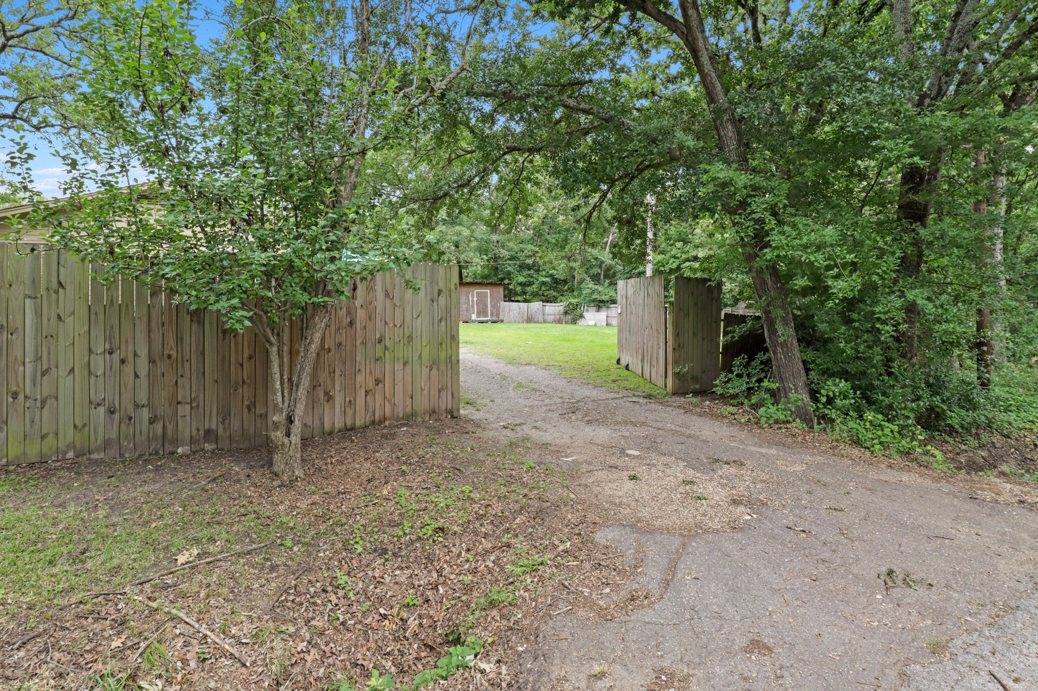 1301 Woodland Drive Canton TX 75103